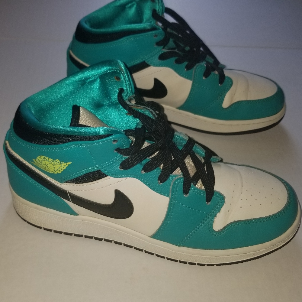 Nike Air Jordan 1 Youth